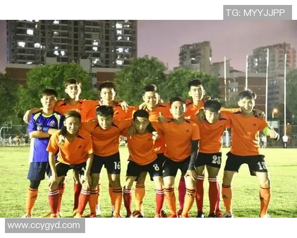 以足球球星手环表带打造专属荣耀风格展现绿茵激情魅力